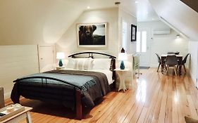 Loft Over The Vines